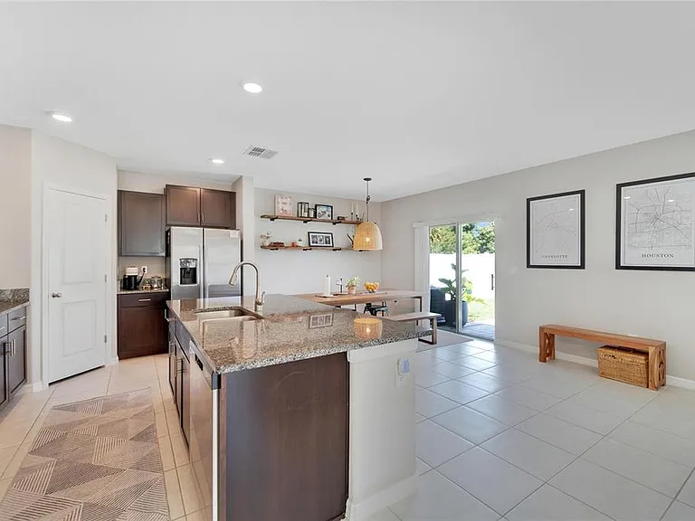 403 Royal Empress Dr — Photo 12