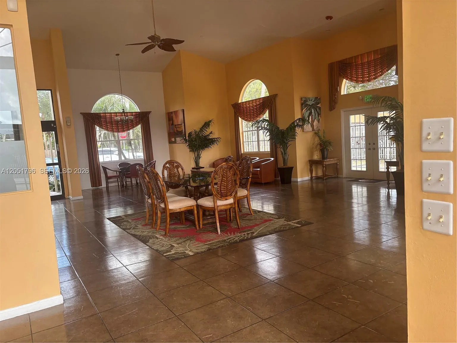 Palms Of Pembroke Condo — Photo 4