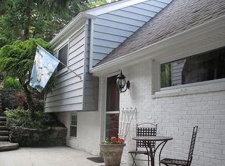 33 Northwood Rd, Newtown Square, PA 19073