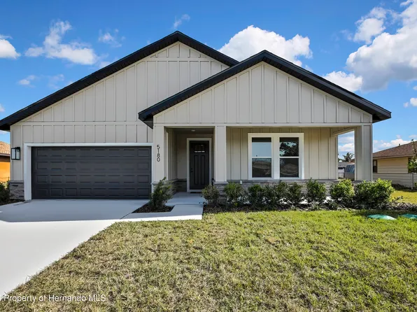 5180 Winterville Rd, Spring Hill, FL 34608