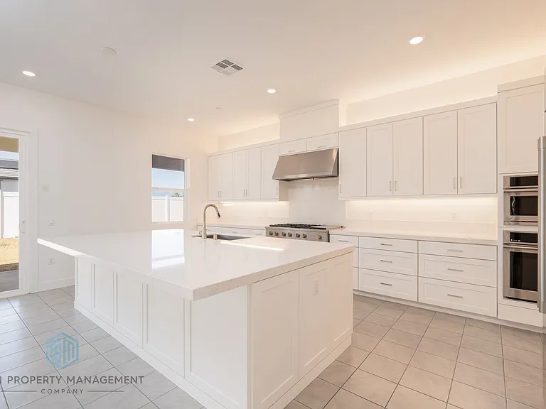 15437 La Subida Dr — Photo 5