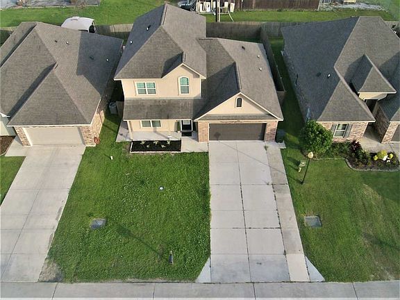 2nd image of 464 Christopher Dr