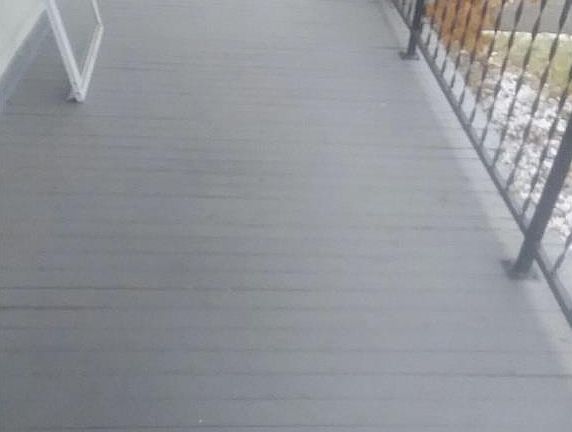 3rd image of 8906 Bancroft Ave