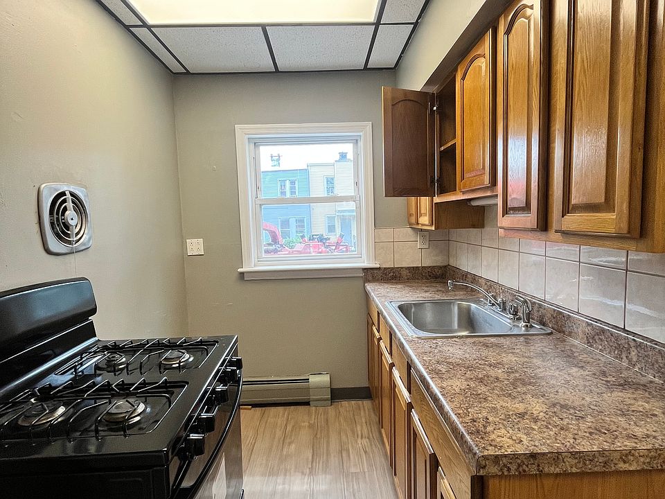 1st image of 75 Broadway #1L