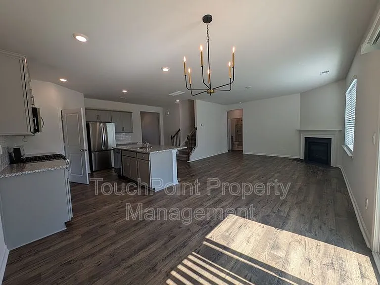 2167 Vanderlyn St — Photo 11