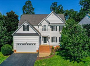 1118 Hawkins Wood Cir, Midlothian, VA 23114