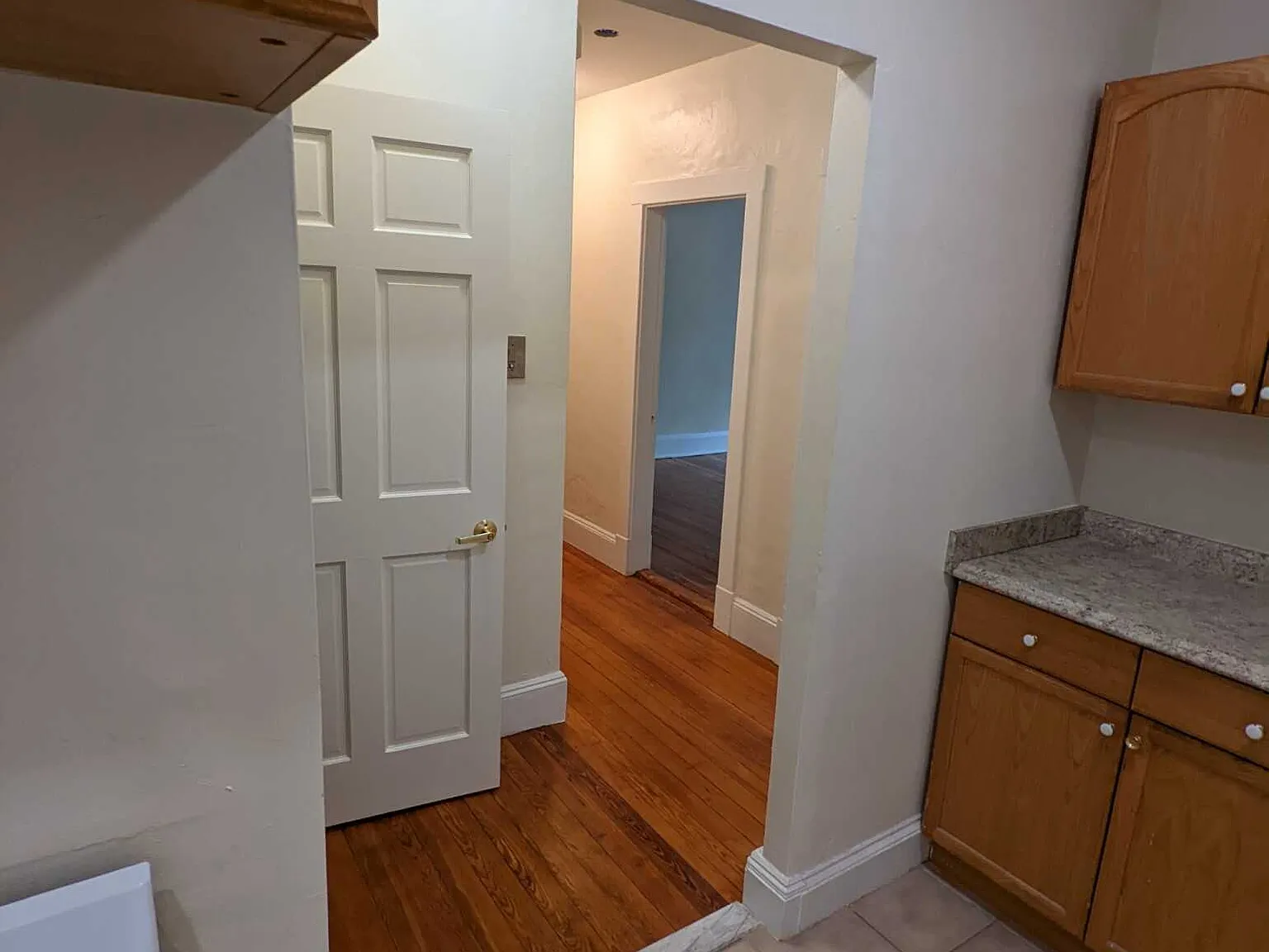 2 bed, $3,100 — Photo 1