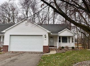 211 Eastman Ct, Marshall, MI 49068