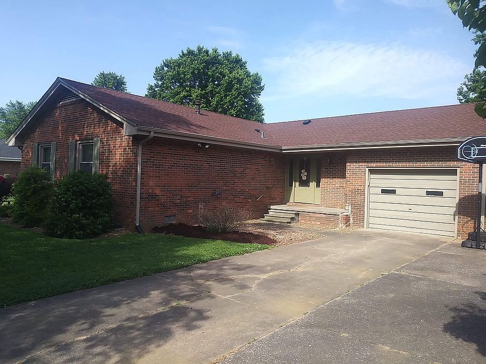 1st image of 2314 Woodland Dr