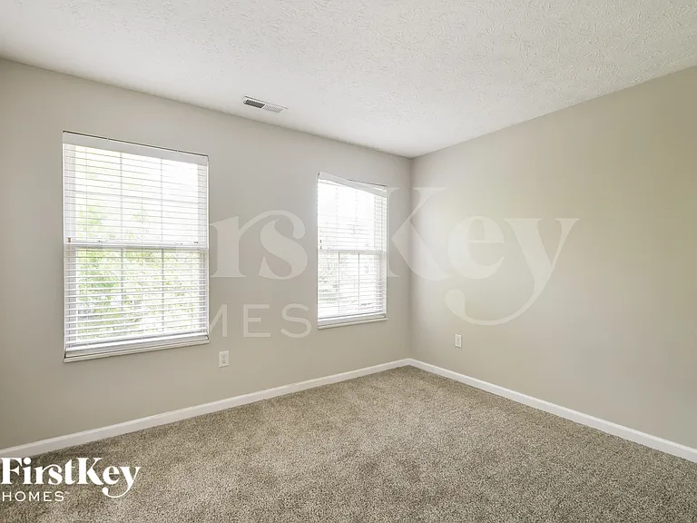 11263 Hearthstone Dr — Photo 11