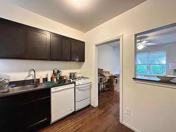 5th image of 3748 N Pine Grove Ave APT 1E