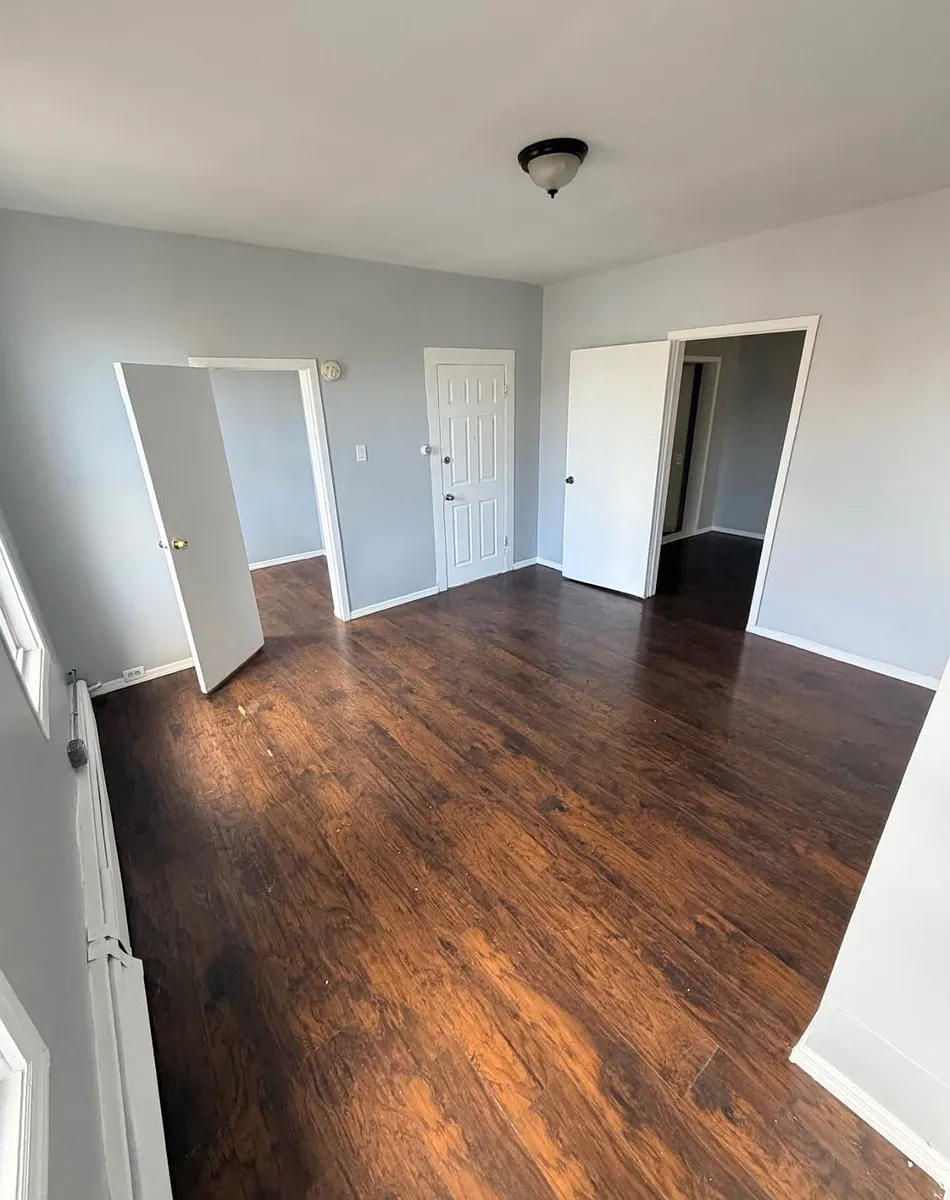 Building Photo - 442 Elizabeth Ave #2