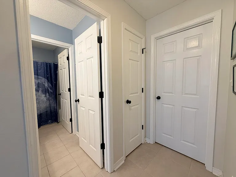 2414 Heritage Cir — Photo 23