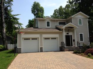 182 Brookside Ave, Cresskill, NJ 07626