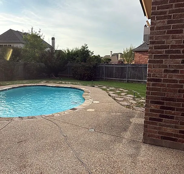 9572 Rochel Dr — Photo 59