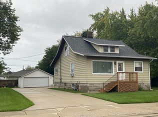 1501 Bryn Mawr Ave, Racine, WI 53403