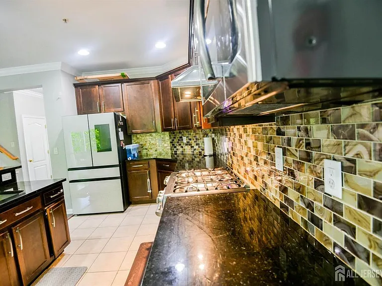 122 Morgan Way — Photo 8