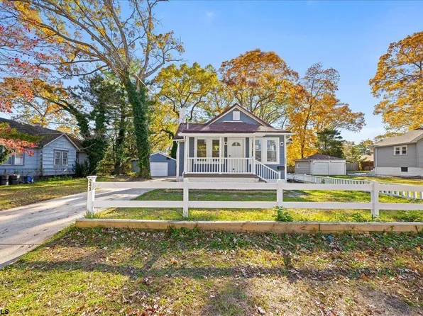 243 Pennsylvania Ave, Absecon, NJ 08201