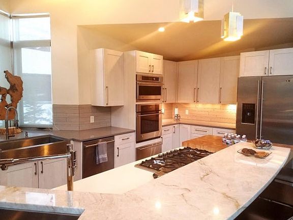 4th image of 2366 S Frontage Rd W