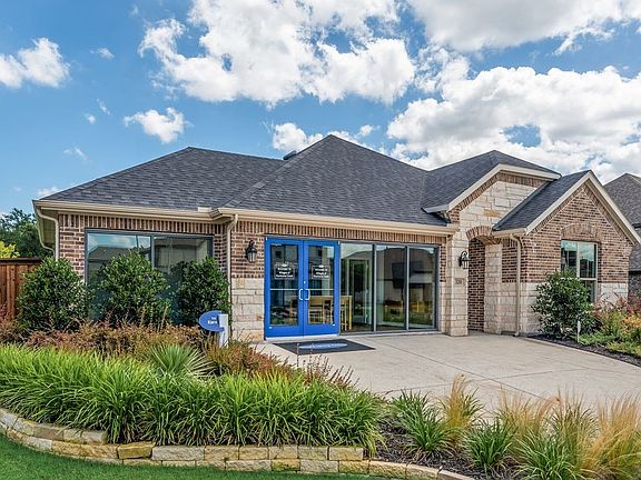 2nd image of 3201 Hidden Valley Dr
