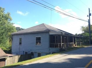 990 Crucible Rd, Rices Landing, PA 15357