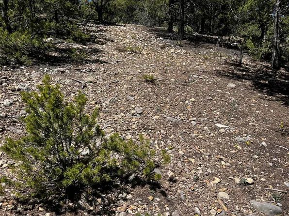 26 Rancho Verde Rd, Tijeras, NM 87059