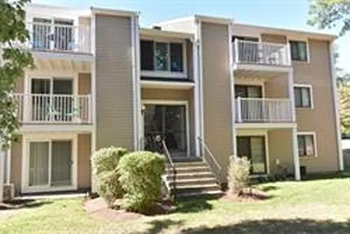 50 Silver Hill Ln #8 Photo 1