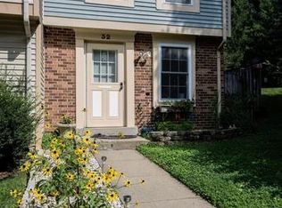 32 Valleyside Ct, Germantown, MD 20874