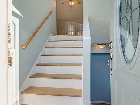 4th image of 1032 Carrington Ct