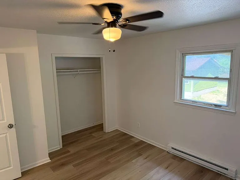 200 Memorial Park Dr — Photo 13