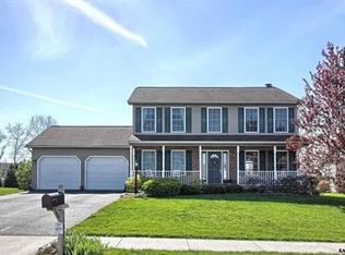 1338 Bee Jay Dr, York, PA