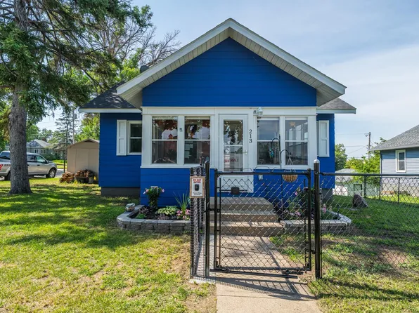 213 Willow St E, Detroit Lakes, MN 56501