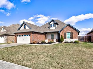 1009 Stonebridge Village Dr, Enid, OK 73703