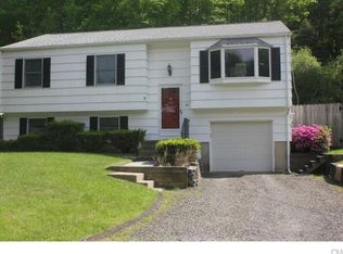 30 Saxon Rd, Bethel, CT 06801