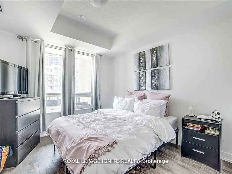 278 Buchanan Dr #523E — Photo 16
