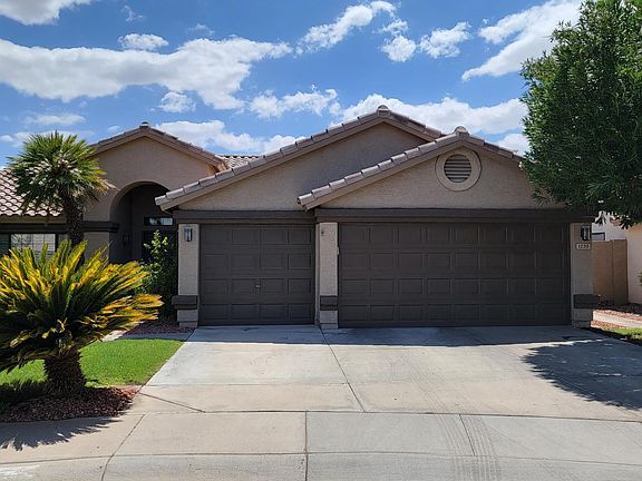 2nd image of 1233 W Lantana Dr