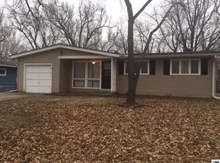 1712 SW Belle Ave, Topeka, KS 66604