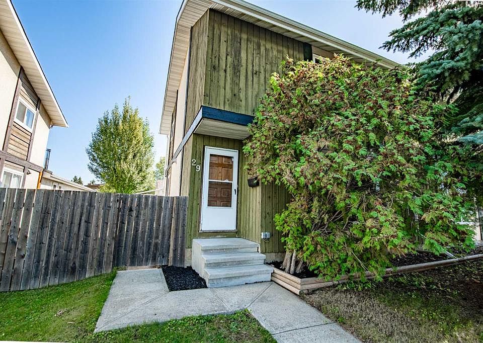 1st image of 29 W Abbott Close