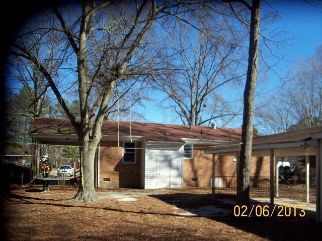 2nd image of 529 Powell Dr