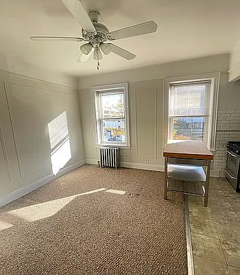5th image of 4520 43rd St APT 3E