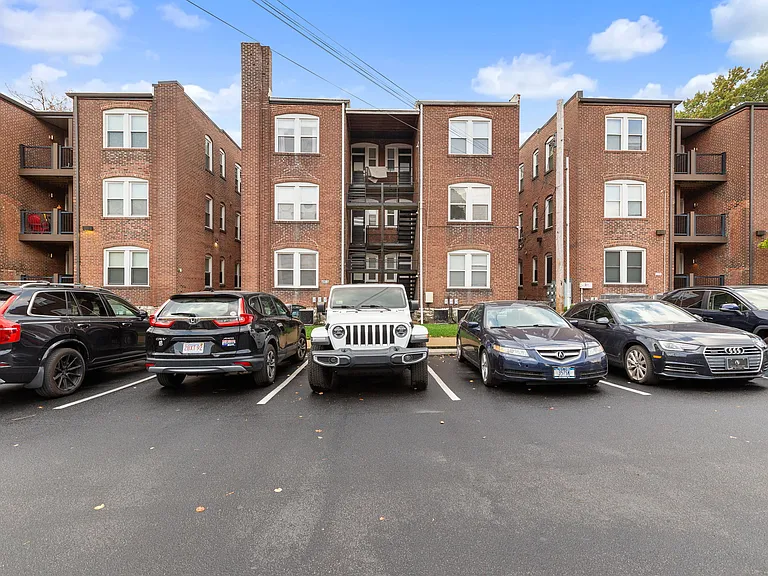 6615 Kingsbury Blvd — Photo 24