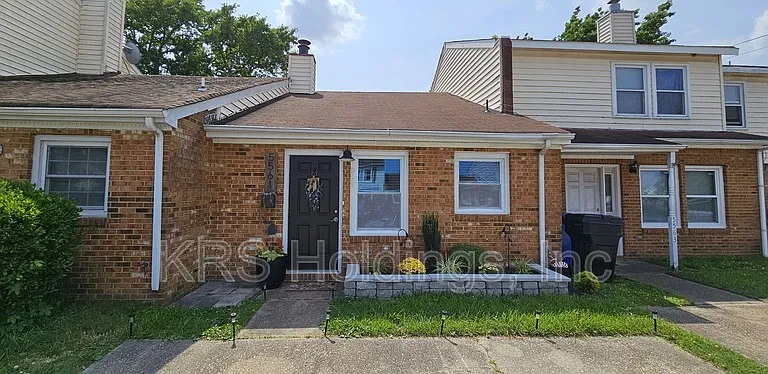5561 Lynbrook Lndg — Photo 1