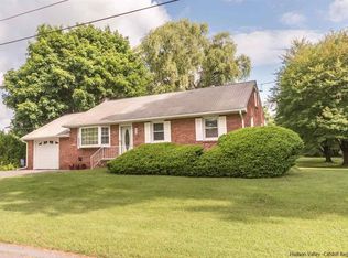 13 Schuler Ln, Lake Katrine, NY 12449