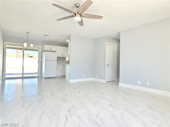 3016 Arrowhead St, North Las Vegas, NV 89030