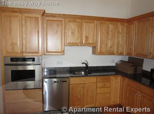 39 Inman St #2B, Cambridge, MA 02139