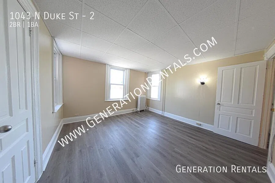 1043 N Duke St #2