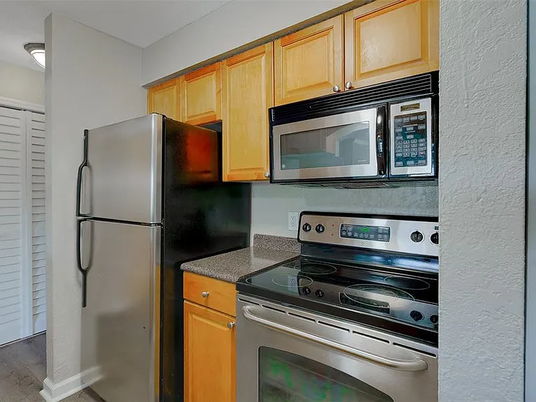12293 Sailwinds Dr #203 — Photo 15