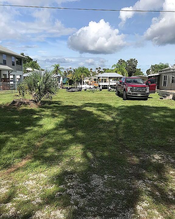 2nd image of 2757 N Seneca Point