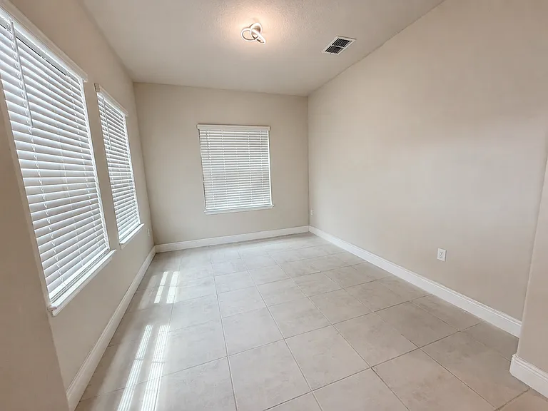 170 Mitchells Mnr — Photo 3
