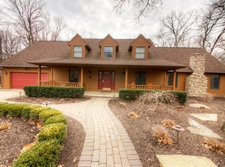 60185 Deer Creek Dr, South Lyon, MI